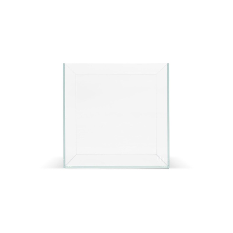 UNS 30C – 7.1 Gallon Ultra Clear Rimless Aquarium