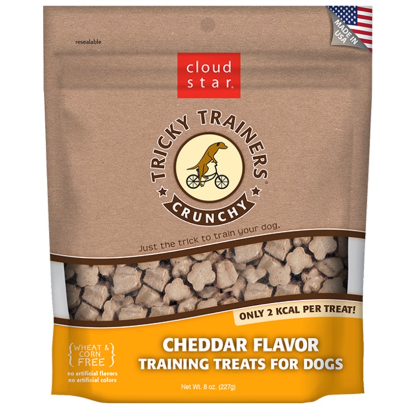 Cloud Star TRICKY TRAINERS CRUNCHY TREATS: CHEDDAR 8 oz