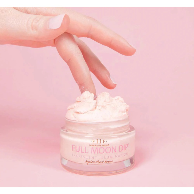 FarmHouse Fresh Full Moon Dip Illumination Mousse with Retinol + Wrinkle-Targeting Peptides
