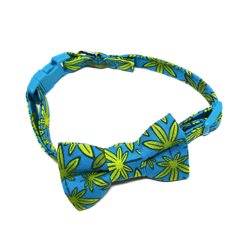 Meowie Wowie Cat Collar with Bow Tie Mini