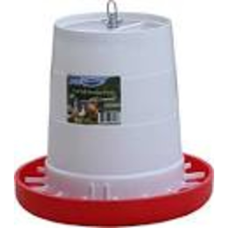 Farm-Tuff Hanging Plastic Feeder 6 Pound Capacity