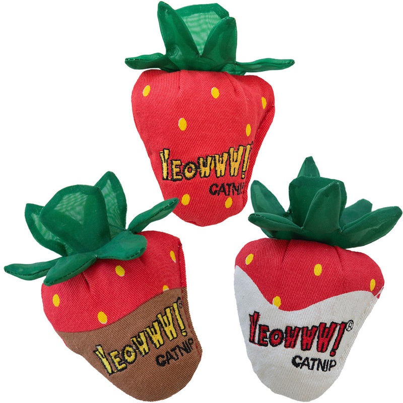 Yeowww! Catnip Strawberries Cat Toy – 3 Pack