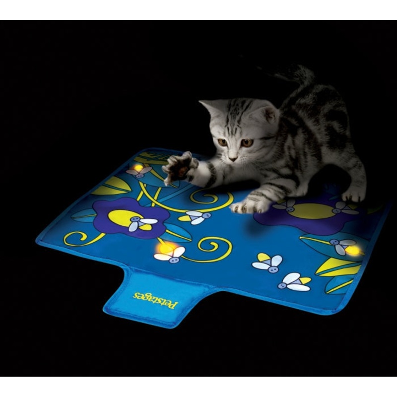 Petstages Flashing Firefly Mat