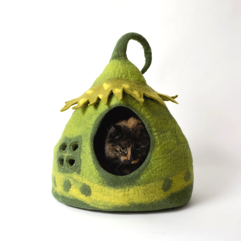 Distinctly Himalayan Pet Cave Fairy House Green